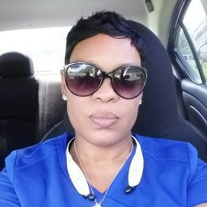 Meet your Posher, Marie